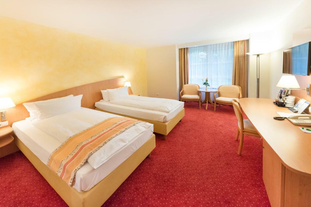 Hotel Alarun Unterschleißheim Exterior foto
